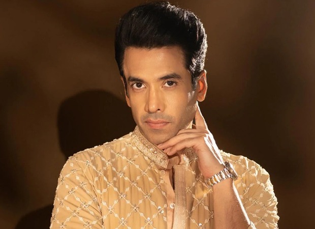 Tusshar Kapoor opens up on 50 vanity vans at Welcome To The Jungle set: “Is it really justified?” 50 : Bollywood News Tusshar Kapoor opens up on 50 vanity vans at Welcome To The Jungle set: “Is it really justified?” 50 : Bollywood News