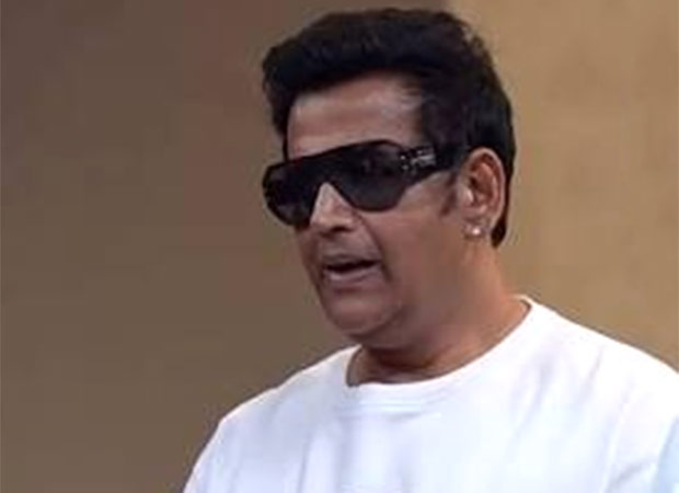 Ravi Kishan recreates viral ‘Gucci’ dance step with paparazzo; Mirzapur co-stars Divyendu and Ali Fazal join in; watch : Bollywood News Ravi Kishan recreates viral ‘Gucci’ dance step with paparazzo; Mirzapur co-stars Divyendu and Ali Fazal join in; watch : Bollywood News
