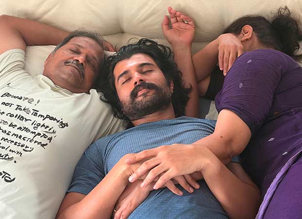 Vijay Deverakonda shares adorable nap-time moment with parents, gives special pc to Rashmika Mandanna: “Recovery- 1000%
