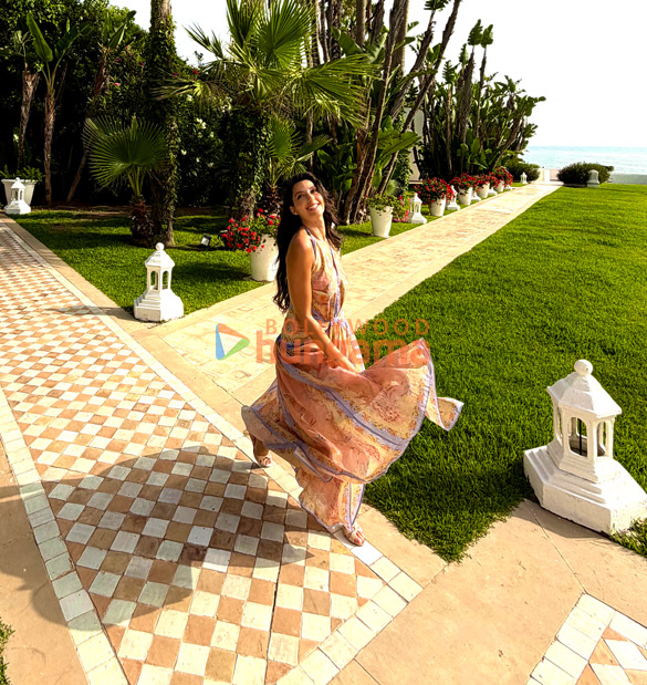 nora fatehi 1 246