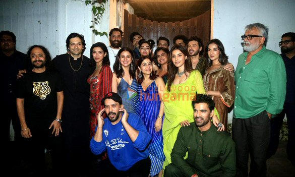 photos ali fazal and divyenndu host a special daawat for the entire team of mirzapur the movie at bandra 1