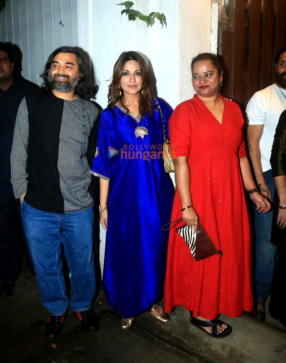 photos ali fazal and divyenndu host a special daawat for the entire team of mirzapur the movie at bandra 27