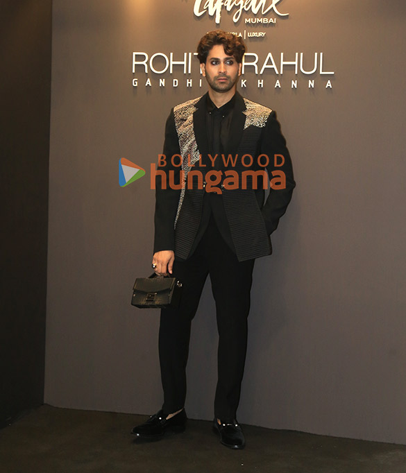 photos kajol palak tiwari mahima makwana and other celebs attend rohit gandhi 5