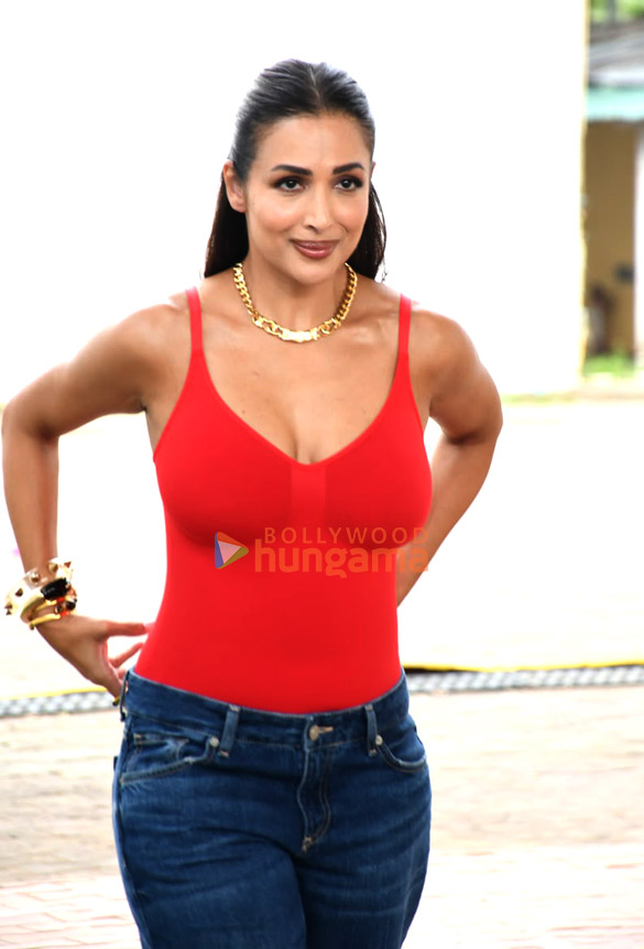 Photos: Malaika Arora snapped at Film City Photos: Malaika Arora snapped at Film City