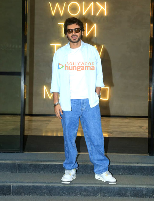 photos ravi kishan ali fazal divyenndu sharma and gurmmeet singh snapped promoting mirzapur the movie at excel entertainment office 3