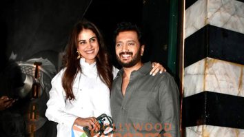 Photos: Riteish Deshmukh snapped with wife Genelia Deshmukh and brother Dhiraj Deshmukh at a restaurant in Bandra