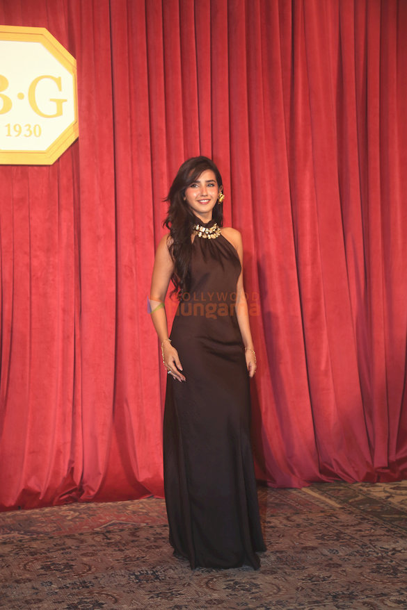 photos sonam kapoor ahuja rhea kapoor bhumi pednekar and others grace the birdhichand ghanshyamdas jewellers event 21