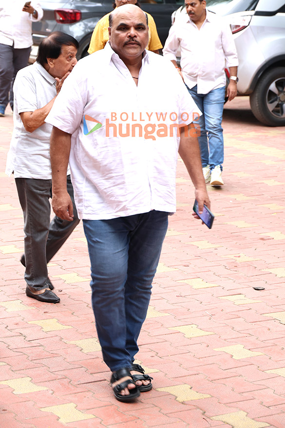 photos vicky kaushal katrina kaif aruna irani and others attend late kuku kohlis prayer meet 14