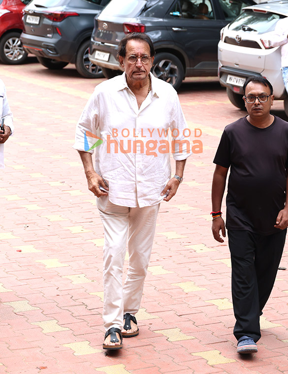 photos vicky kaushal katrina kaif aruna irani and others attend late kuku kohlis prayer meet 8
