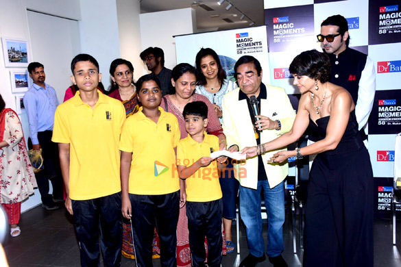 photos zayed khan and mandira bedi attend the opening for padma shri dr mukesh batra 6