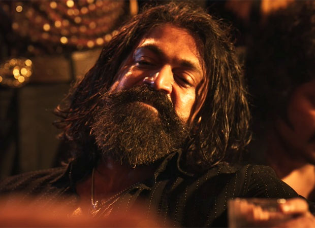 Toxic Advance Booking EXPLODES: Yash sells 30,000 tickets in 6 hours; Rs. 50 crore Hindi opening on cards Toxic Advance Booking EXPLODES: Yash sells 30,000 tickets in 6 hours; Rs. 50 crore Hindi opening on cards