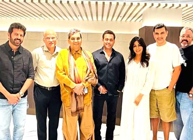 Shah Rukh Khan saw Dhurandhar The Revenge a day before release at Salman Khan’s preview theatre Shah Rukh Khan saw Dhurandhar The Revenge a day before release at Salman Khan’s preview theatre