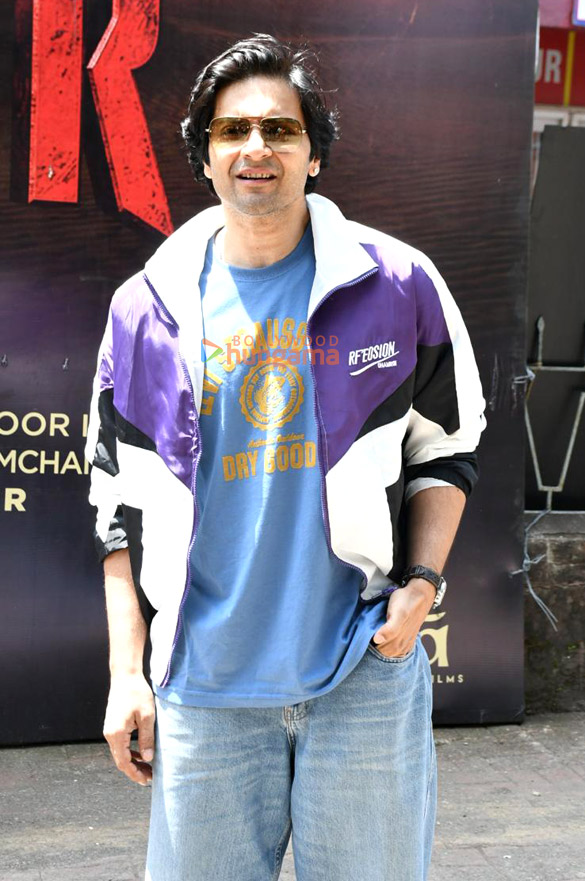 Photos: Ali Fazal snapped promoting Mirzapur: The Movie Photos: Ali Fazal snapped promoting Mirzapur: The Movie