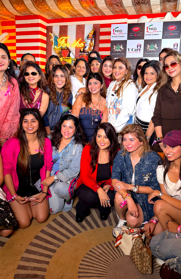 photos amruta fadnavis flagged off the annual drive for cancer awareness hosted by queens drive club at bastian juhu 6