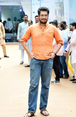 Photos: Junaid Khan snapped at Bhumi pooja of a building in Pali Hill