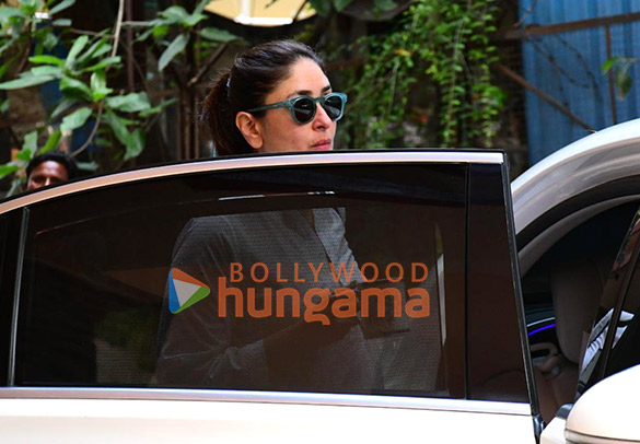 photos kareena kapoor khan snapped in khar 1 6