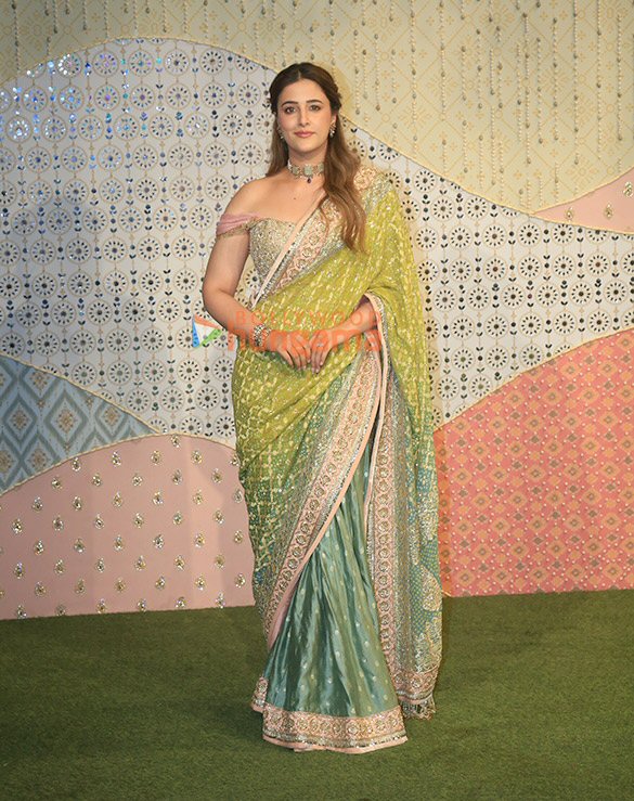 photos salman khan katrina kaif vicky kaushal and others snapped at ambani ganpati celebrations 30
