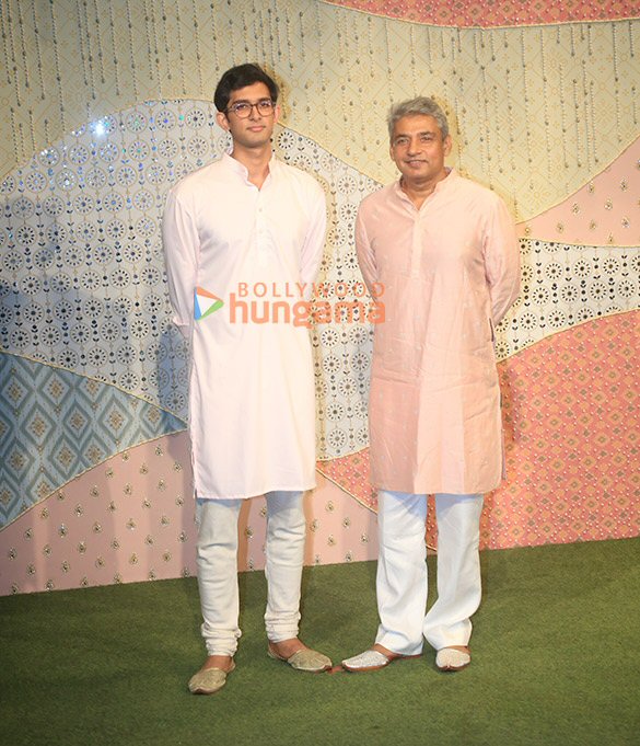 photos salman khan katrina kaif vicky kaushal and others snapped at ambani ganpati celebrations 40
