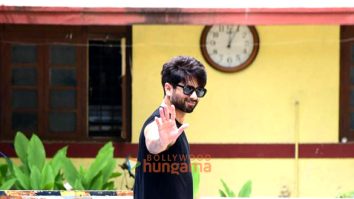 Photos: Shahid Kapoor spotted outside the gym in Bandra