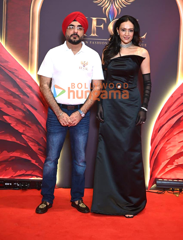 photos sunny leone diana penty and others attend indian fashion glamour league ifgl gala red carpet walk 12