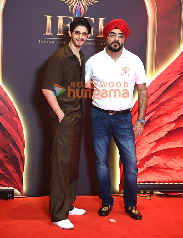 photos sunny leone diana penty and others attend indian fashion glamour league ifgl gala red carpet walk 13
