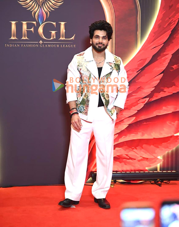 photos sunny leone diana penty and others attend indian fashion glamour league ifgl gala red carpet walk 17