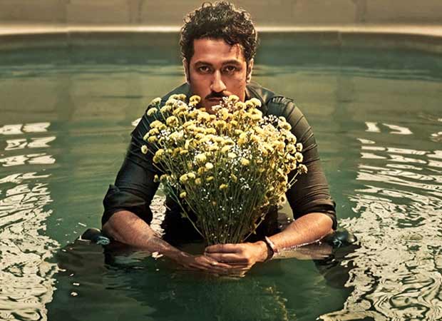 Vicky Kaushal’s Love & War first look out: Hrithik Roshan, Kareena Kapoor Khan and others react : Bollywood News Vicky Kaushal’s Love & War first look out: Hrithik Roshan, Kareena Kapoor Khan and others react : Bollywood News