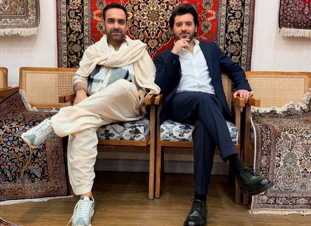 Pankaj Tripathi and Divyenndu thank fans for the response to Mirzapur: The Movie: “Mirzapur family ki taraf se Dhanyawaad” : Bollywood News Pankaj Tripathi and Divyenndu thank fans for the response to Mirzapur: The Movie: “Mirzapur family ki taraf se Dhanyawaad” : Bollywood News