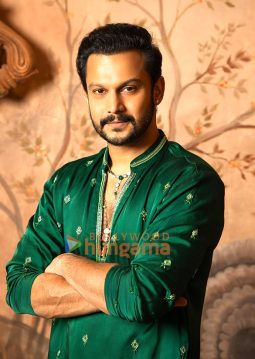 Celeb Photos Of Addinath Kothare