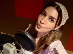 Kriti Sanon’s latest photo dump features dubbing studio glimpse, Pani Puri, Navratri celebration and more!