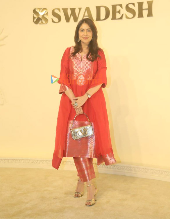 photos aamir khan gauri spratt nita ambani gauri khan 11