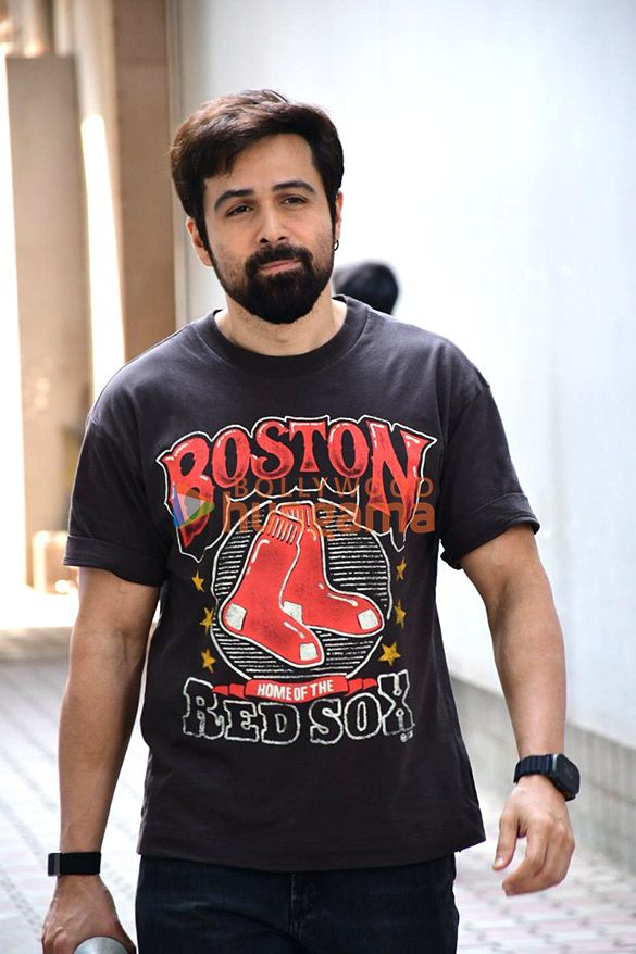 photos emraan hashmi snapped in town 2