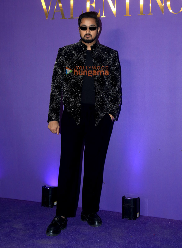photos fatima sana shaikh aditya roy kapur khushi kapoor and others were snapped at maison valentinos diwali celebrations in mumbai 7
