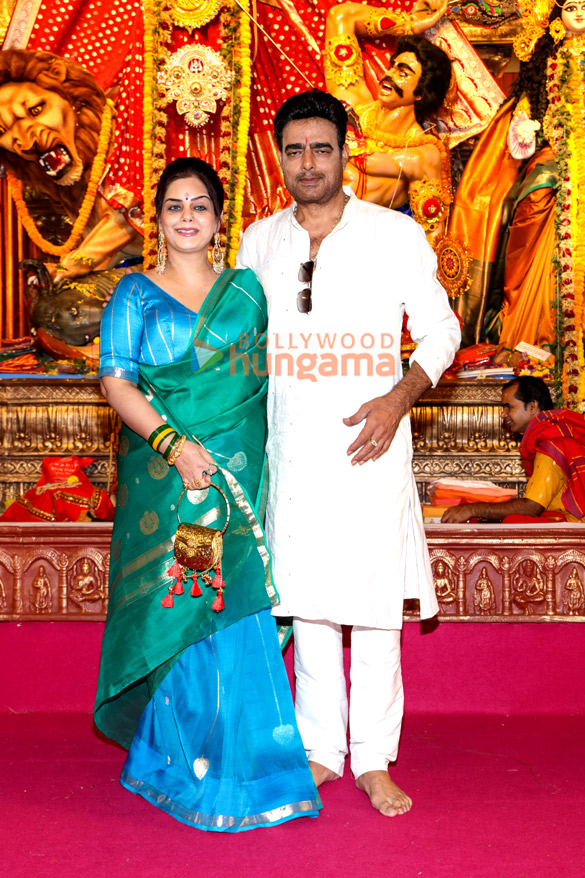 photos kajol bipasha basu mouni roy tanishaa mukerji and others snapped at 80th north bombay sarbojanin durga puja 13
