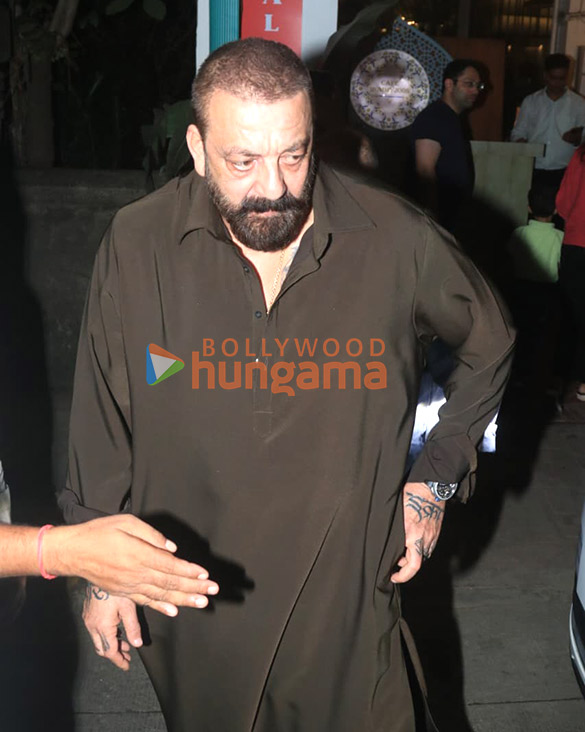 photos sanjay dutt snapped in bandra 4 5