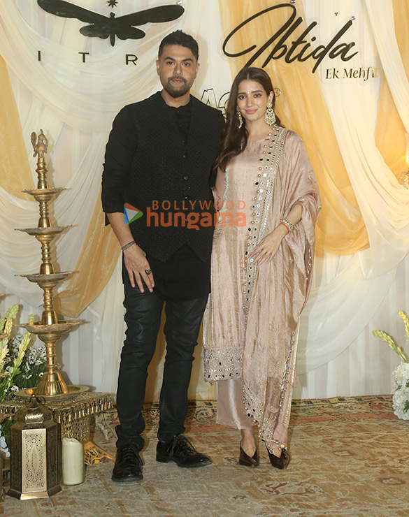 photos shilpa shetty huma qureshi shriya saran and others snapped at itrh ki diwali at gallops mahalaxmi 16