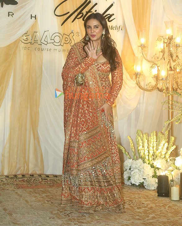 photos shilpa shetty huma qureshi shriya saran and others snapped at itrh ki diwali at gallops mahalaxmi 2
