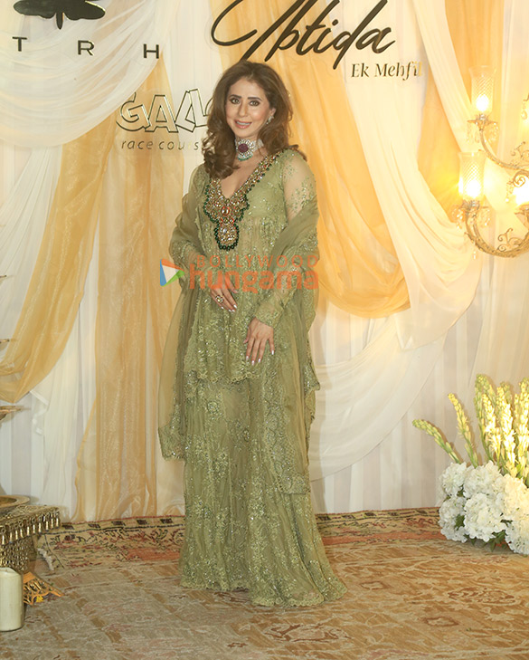photos shilpa shetty huma qureshi shriya saran and others snapped at itrh ki diwali at gallops mahalaxmi 9