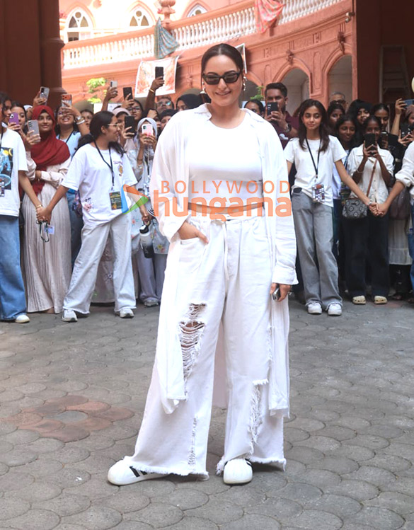 photos sonakshi sinha zaheer iqbal karan rawal and vishal rana snapped promoting tu hai meri kiran at sophie college 7