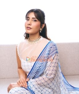 Celeb Photos Of Raashii Khanna