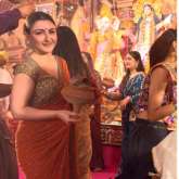 Soha Ali Khan performs Dhunuchi dance at Durga Puja Pandal; celebrates Dussehra at home with Daughter Inaaya