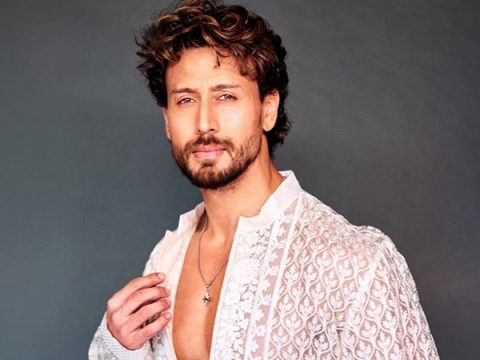 Tiger Shroff Shooting Incident: Mumbai Police register FIR against 3 unknown accused, form 15 teams to trace shooters Tiger Shroff Shooting Incident: Mumbai Police register FIR against 3 unknown accused, form 15 teams to trace shooters