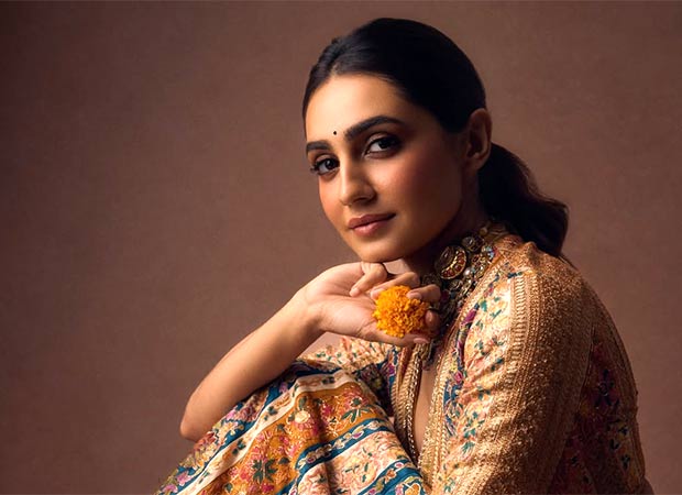 Navratri fashion 2026: 7 Vedika Pinto looks to bookmark for Garba nights and festive celebrations!