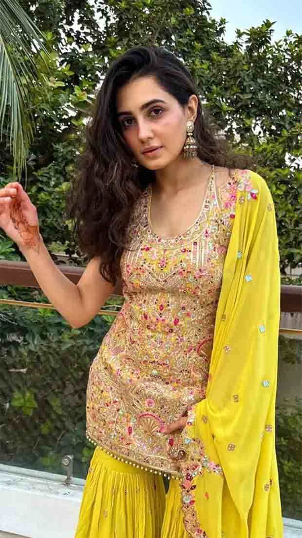 Navratri fashion 2026: 7 Vedika Pinto looks to bookmark for Garba nights and festive celebrations!